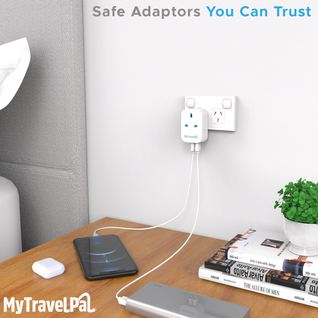 UK to Australia Travel Adaptor With USB-C (Type I)